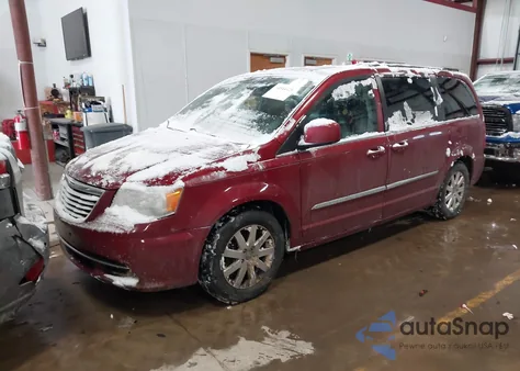 2012 Chrysler Town & Country Touring z USA, uszkodzony, nr VIN 2C4RC1BG4CR361420